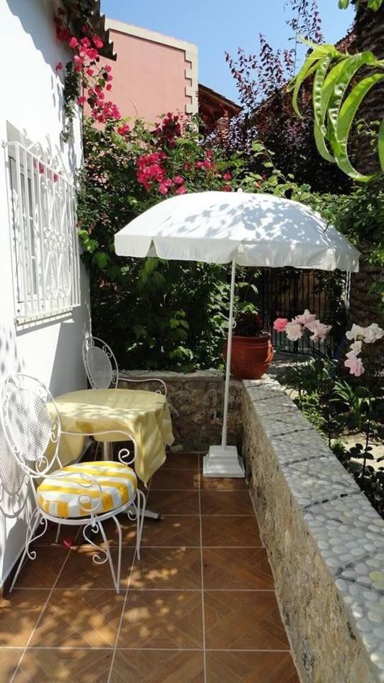 Katerina'S Apartments Agios Gordios  Exterior foto